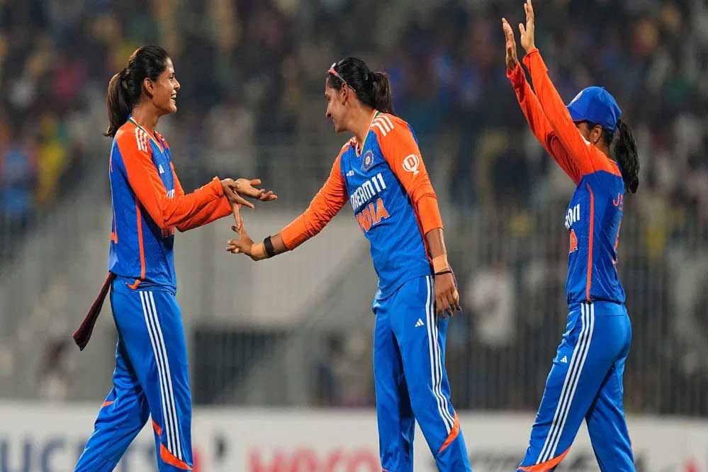 मैनचेस्‍टर में लड़कियों ने रचा इतिहास! महिला टीम ने पहली बार इंग्लैंड में T20 सीरीज जीती