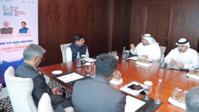 मुख्यमंत्री डॉ. यादव की दुबई में शेख अहमद बिन सईद अल मकतूम से भेंट मुख्यमंत्री डॉ. यादव की दुबई में शेख अहमद बिन सईद अल मकतूम से भेंट