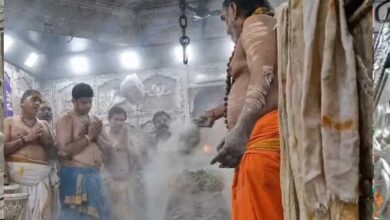 उज्जैन में सावन के पहले सोमवार पर उमड़े श्रद्धालु, महाकाल मंदिर की सुरक्षा बढ़ी