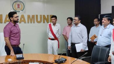 महासमुंद : समय सीमा बैठक में कलेक्टर ने दिए महत्वपूर्ण निर्देश, विकास कार्यों में गति लाने पर जोर