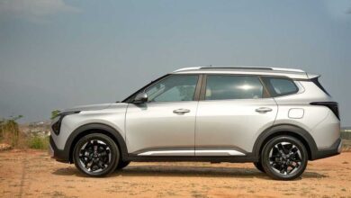 Kia की पहली 7-सीटर इलेक्ट्रिक MPV लॉन्च, मिलेगी 490 KM की रेंज और लग्जरी फीचर्स