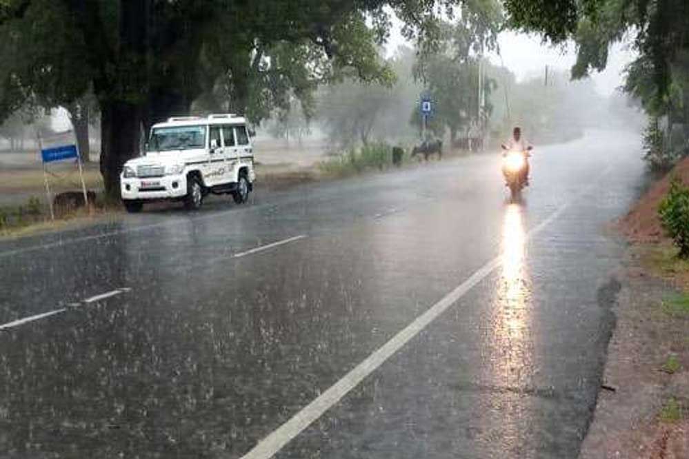 मध्यप्रदेश में अब तक 72% बारिश, 18.2 इंच पानी गिरा, इंदौर-उज्जैन पिछड़े, आज 18 जिलों में भारी बारिश की चेतावनी