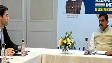 मुख्यमंत्री डॉ. यादव की मैड्रिड में निवेशकों संग वन-टू-वन चर्चा मुख्यमंत्री डॉ. यादव की मैड्रिड में निवेशकों संग वन-टू-वन चर्चा