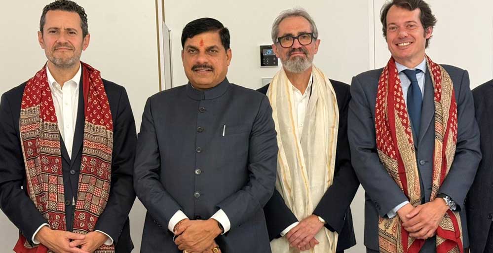 मध्यप्रदेश बनेगा वैश्विक वस्त्र विनिर्माण का नया केंद्र : मुख्यमंत्री डॉ. यादव मध्यप्रदेश बनेगा वैश्विक वस्त्र विनिर्माण का नया केंद्र : मुख्यमंत्री डॉ. यादव