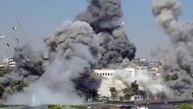 स्वेदा पर इजरायली हमला: सीरियाई सैन्य ठिकाने और हथियार डिपो नष्ट