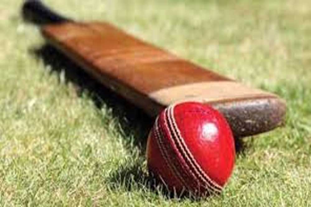 अंडर-19 क्रिकेटर से आईपीएल और रणजी टीम में सिलेक्शन के नाम पर धोखाधड़ी अंडर-19 क्रिकेटर से आईपीएल और रणजी टीम में सिलेक्शन के नाम पर धोखाधड़ी