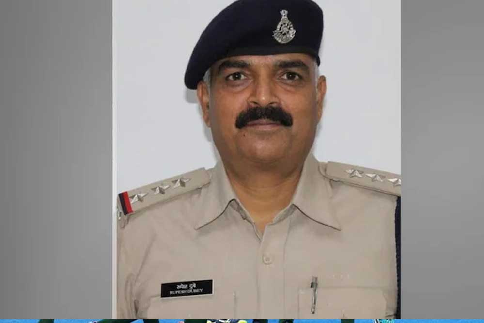 भोपाल के टीआई रूपेश दुबे ने पारिवारिक कारणों के बाद खाया जहर, आईसीयू में भर्ती