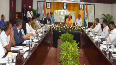 केवल रिपोर्ट पर निर्भर न रहें, निचले स्तर पर जाकर योजनाओें का क्रियान्वयन देखें-डेका केवल रिपोर्ट पर निर्भर न रहें, निचले स्तर पर जाकर योजनाओें का क्रियान्वयन देखें-डेका