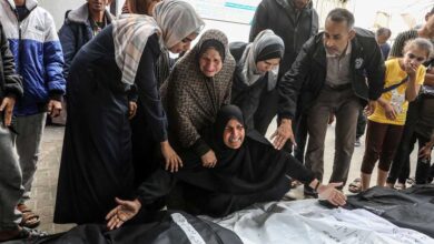 गाजा में तबाही की इंतहा: भूख-प्यास से तड़पते लोग, बमबारी के बीच गूंजती युद्धविराम की पुकार