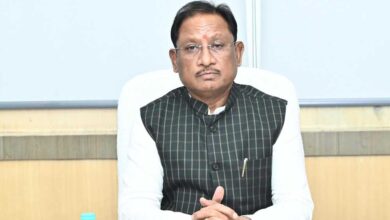 रायपुर : मुख्यमंत्री विष्णु देव साय ने कहा—सड़कों पर विचरण करने वाले निराश्रित पशुओं की प्रभावी रोकथाम सुनिश्चित करें