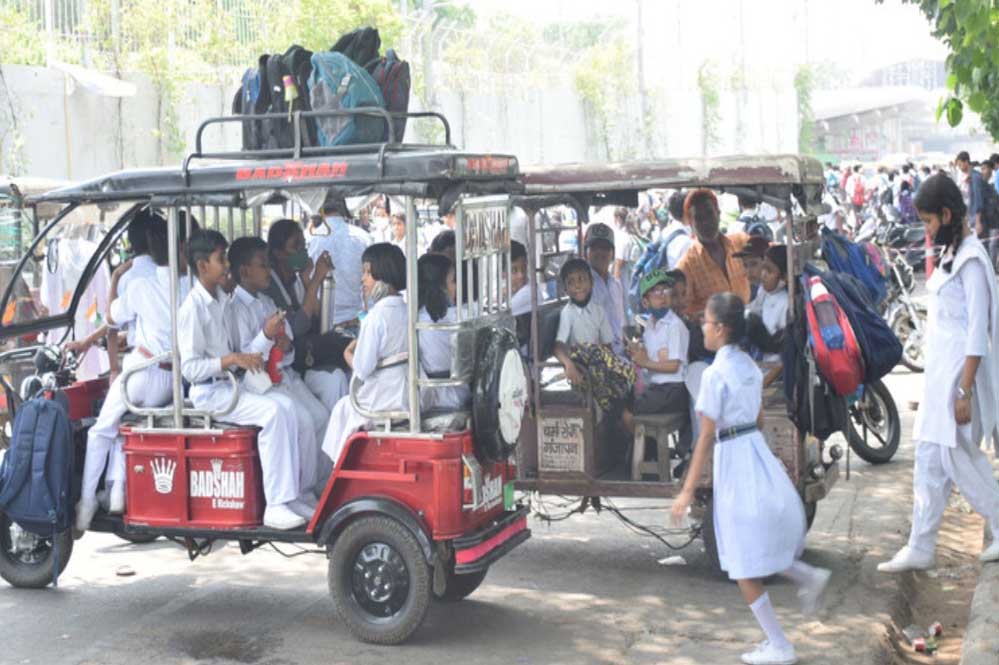 भोपाल में ई-रिक्शा पर प्रतिबंध: 12 रूटों पर लगी रोक, पार्किंग भी प्रतिबंधित