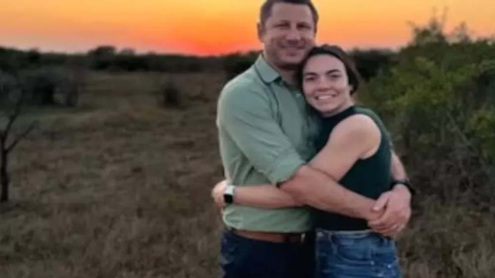 फोटो खिंचवाते समय हाथियों का हमला, प्राइवेट गेम रिजर्व के 39 वर्षीय CEO की दर्दनाक मौत