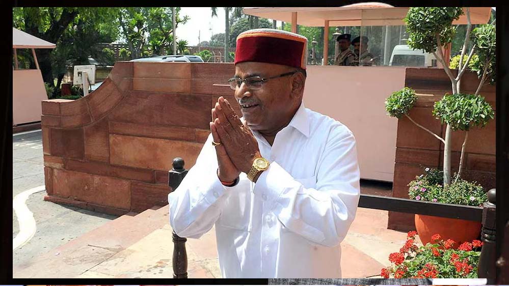 उपराष्ट्रपति पद की दौड़ में तेज़ी, थावरचंद गहलोत का नाम भी चर्चा में
