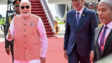 PM मोदी का मालदीव में भव्य स्वागत, राष्ट्रपति मुइज्जू ने एयरपोर्ट पर किया स्वागत PM मोदी का मालदीव में भव्य स्वागत, राष्ट्रपति मुइज्जू ने एयरपोर्ट पर किया स्वागत