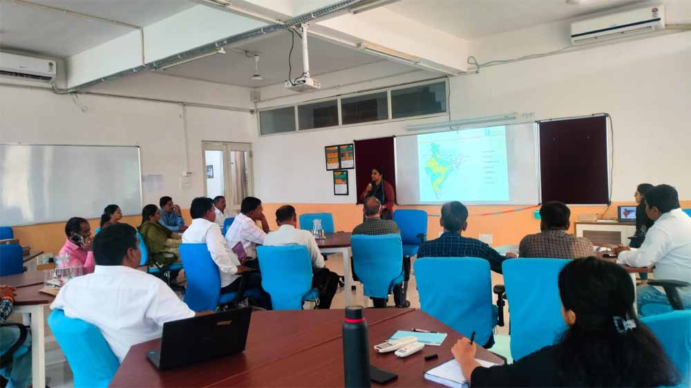 अज़ीम प्रेमजी फाउंडेशन ने की वार्षिक शैक्षणिक योजना की समीक्षा, शिक्षा सुधार पर रहा फोकस