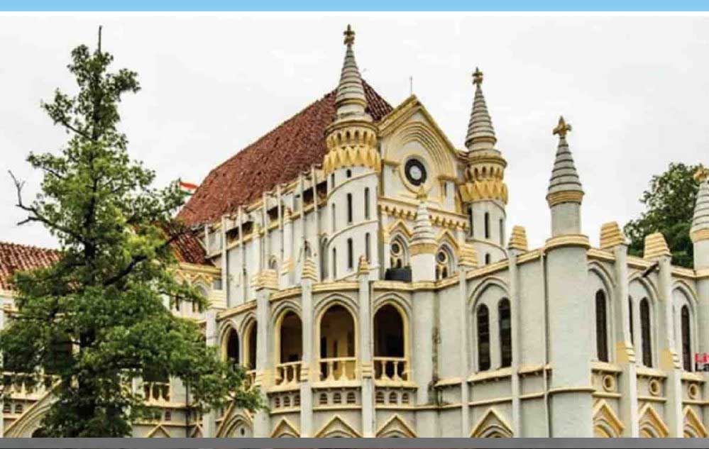 ट्रैफिक सिग्नल्स ठप होने से चौपट हुई यातायात व्यवस्था, HC ने जारी किए कलेक्टर-एसपी को नोटिस ट्रैफिक सिग्नल्स ठप होने से चौपट हुई यातायात व्यवस्था, HC ने जारी किए कलेक्टर-एसपी को नोटिस