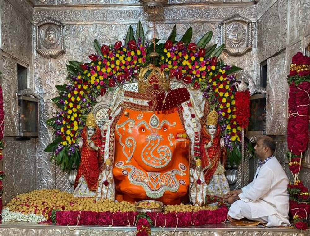 खजराना गणेश मंदिर में भव्य परिवर्तन की शुरुआत, भगवान के लिए बनेगा 5 किलो सोने का मुकुट