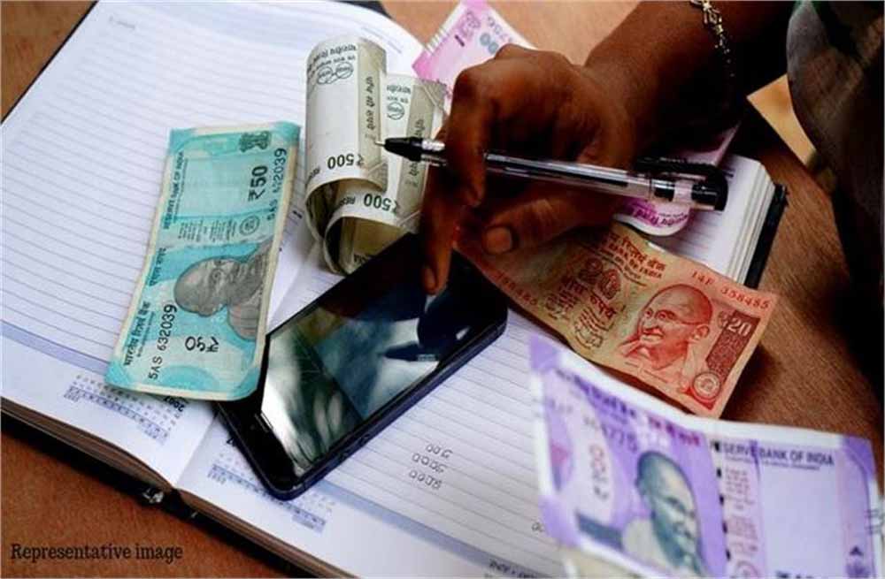 PNB के राहत के बाद अब कई बड़े सरकारी बैंक अपने ग्राहकों को न्यूनतम बैलेंस बनाए रखने की शर्त से छूट दे रहे