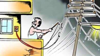 बिजली चोरी के सूचनादाताओं को पारितोषिक की 5 फीसदी राशि का तुरंत भुगतान बिजली चोरी के सूचनादाताओं को पारितोषिक की 5 फीसदी राशि का तुरंत भुगतान