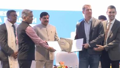 मध्यप्रदेश-सबमर साझेदारी टिकाऊ डिजिटल विकास की दिशा में ऐतिहासिक कदम : मुख्यमंत्री डॉ. यादव मध्यप्रदेश-सबमर साझेदारी टिकाऊ डिजिटल विकास की दिशा में ऐतिहासिक कदम : मुख्यमंत्री डॉ. यादव