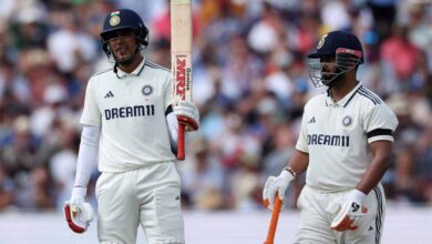 टेस्ट और वनडे में दोहरा शतक लगाने वाले 5 खिलाड़ी: 4 हैं भारतीय