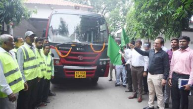 कलेक्टर ने स्वच्छता पेट्रोलिंग वाहन को दिखाई हरी झण्डी कलेक्टर ने स्वच्छता पेट्रोलिंग वाहन को दिखाई हरी झण्डी