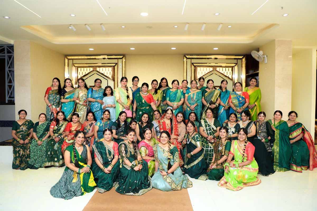 भोपाल में हरीयाली तीज की धूम, हरे परिवेश, झूले और गीतों से गूंजा सेलिब्रेशन हॉल भोपाल में हरीयाली तीज की धूम, हरे परिवेश, झूले और गीतों से गूंजा सेलिब्रेशन हॉल