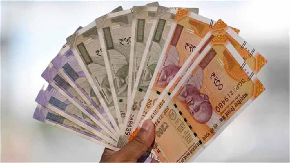 1 जनवरी 2026 से लागू होगा 8वां वेतन आयोग: 50 लाख कर्मचारियों और 65 लाख पेंशनर्स को राहत