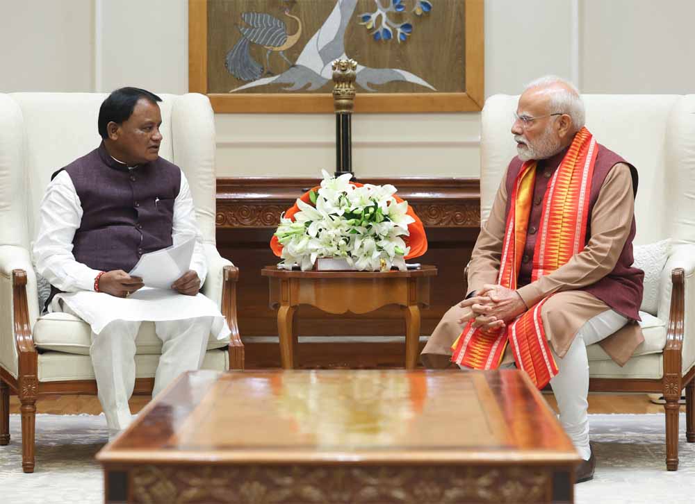ओडिशा सीएम मोहन माझी की पीएम मोदी से मुलाकात, विकास योजनाओं पर हुई बातचीत