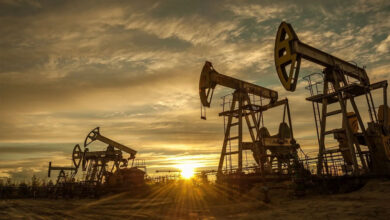 ईरान से तेल लेने पर US ने भारतीय कंपनी पर लगाया बैन, पाक भी लपेटे में