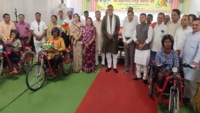 ट्राई साइकिल एवं सहायक उपकरण दिव्यांगजनों को सशक्त करने का माध्यम है : मंत्री पटेल