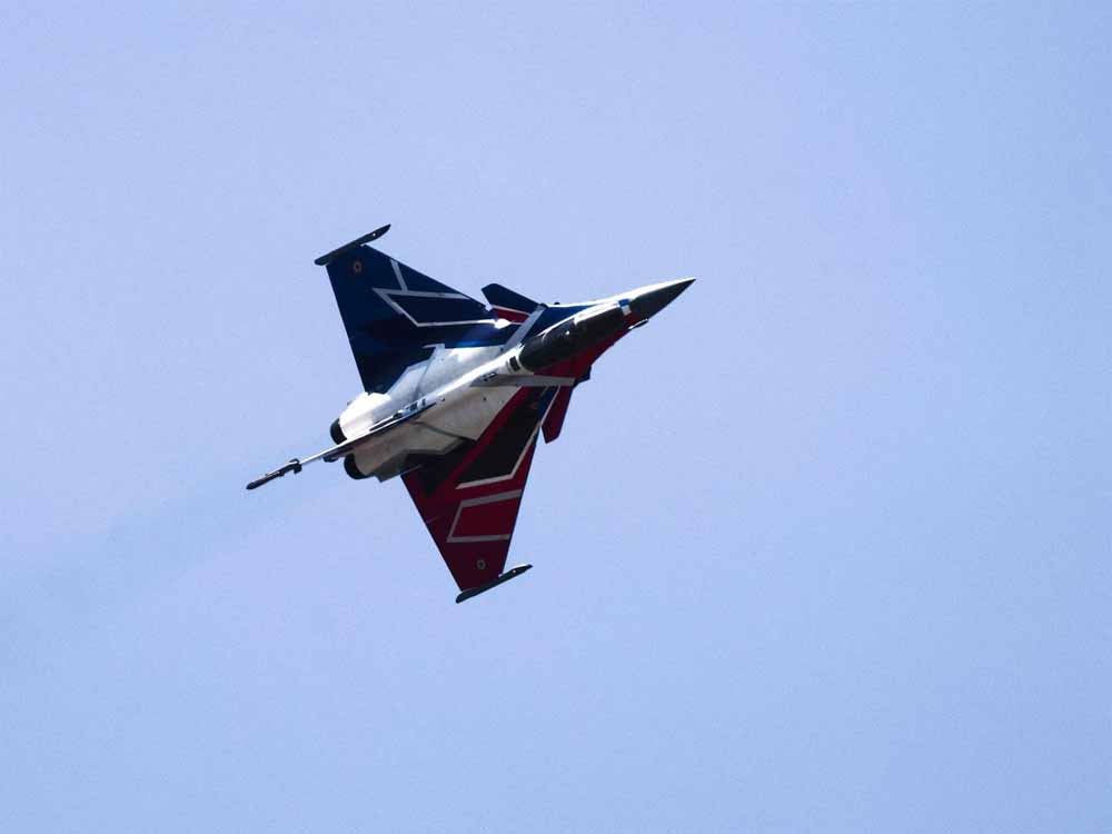 क्या ऑपरेशन सिंदूर में गिराए गए थे भारतीय राफेल? पाक के दावे पर कंपनी ने तोड़ी चुप्पी क्या ऑपरेशन सिंदूर में गिराए गए थे भारतीय राफेल? पाक के दावे पर कंपनी ने तोड़ी चुप्पी