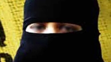 इंस्पेक्टर की हैरान करने वाली करतूत: बिना तलाक दिए दूसरी शादी, फिर धर्म बदलकर तीसरी निकाह इंस्पेक्टर की हैरान करने वाली करतूत: बिना तलाक दिए दूसरी शादी, फिर धर्म बदलकर तीसरी निकाह