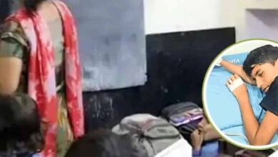 बैग से कॉपी निकालने में देरी पर टीचर का हिंसक रूप, थप्पड़ से बच्चे का कान फटा