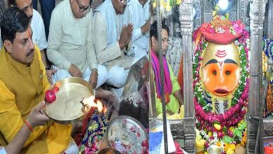 मुख्यमंत्री डॉ. यादव ने क्षिप्रा नदी पर निर्माणाधीन घाटों का जायजा लिया