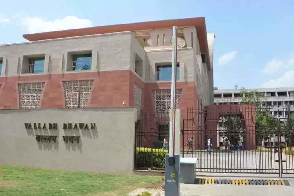 आपत्तियों को दरकिनार कर बने सीईओ एलएम बेलवाल, नियुक्ति में नियमों की खुली अनदेखी