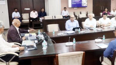 सड़क सुरक्षा को सर्वोच्च प्राथमिकता देने, लोगों की जान बचाने का आव्हान