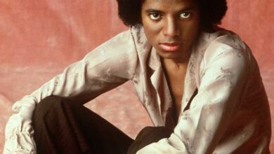 स्टार की मौत के 70 दिन बाद हुआ अंतिम संस्कार, बच्चों को मिला 244 करोड़ का विरासत स्टार की मौत के 70 दिन बाद हुआ अंतिम संस्कार, बच्चों को मिला 244 करोड़ का विरासत