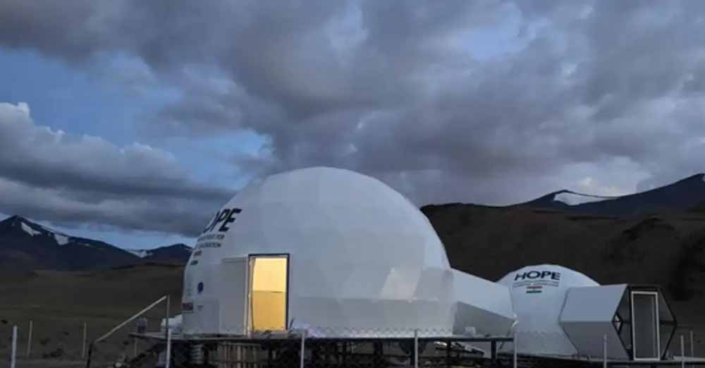 लद्दाख में इसरो का नया मिशन: चंद्रमा और मंगल पर जीवन का अनुकरण