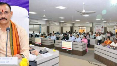 स्वास्थ्य मंत्री श्याम बिहारी जायसवाल ने दंतेवाड़ा में की संभाग स्तरीय समीक्षा बैठक