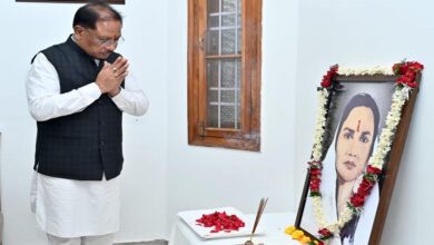 मुख्यमंत्री साय ने छत्तीसगढ़ की पहली महिला सांसद मिनीमाता  की पुण्यतिथि पर उनके अविस्मरणीय योगदान को किया नमन