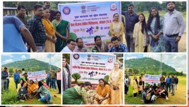 विवेकानंद महाविद्यालय में शहीदों की स्मृति में ‘‘एक पेड़ मां के नाम’ अभियान के तहत पौधारोपण एवं संरक्षण संकल्प