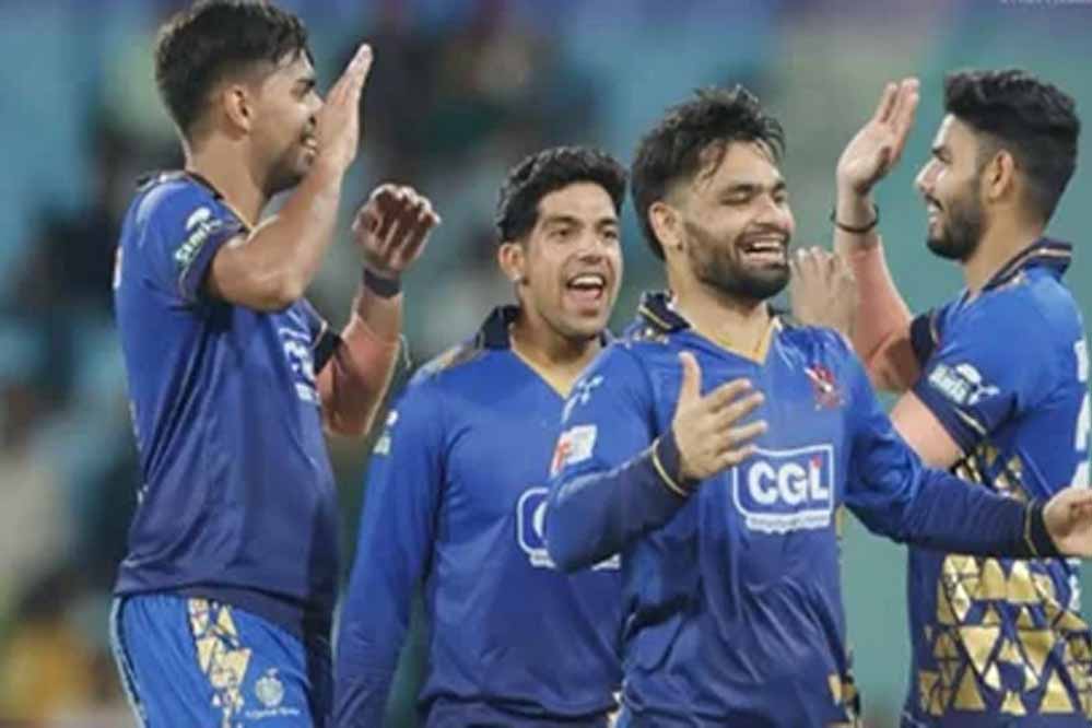 रिंकू सिंह ने पहली ही गेंद पर मारा बोल्ड, बैटिंग नहीं मिली तो बॉलिंग में छाए, पहली गेंद पर बोल्ड कर मैच में मचाया धमाल