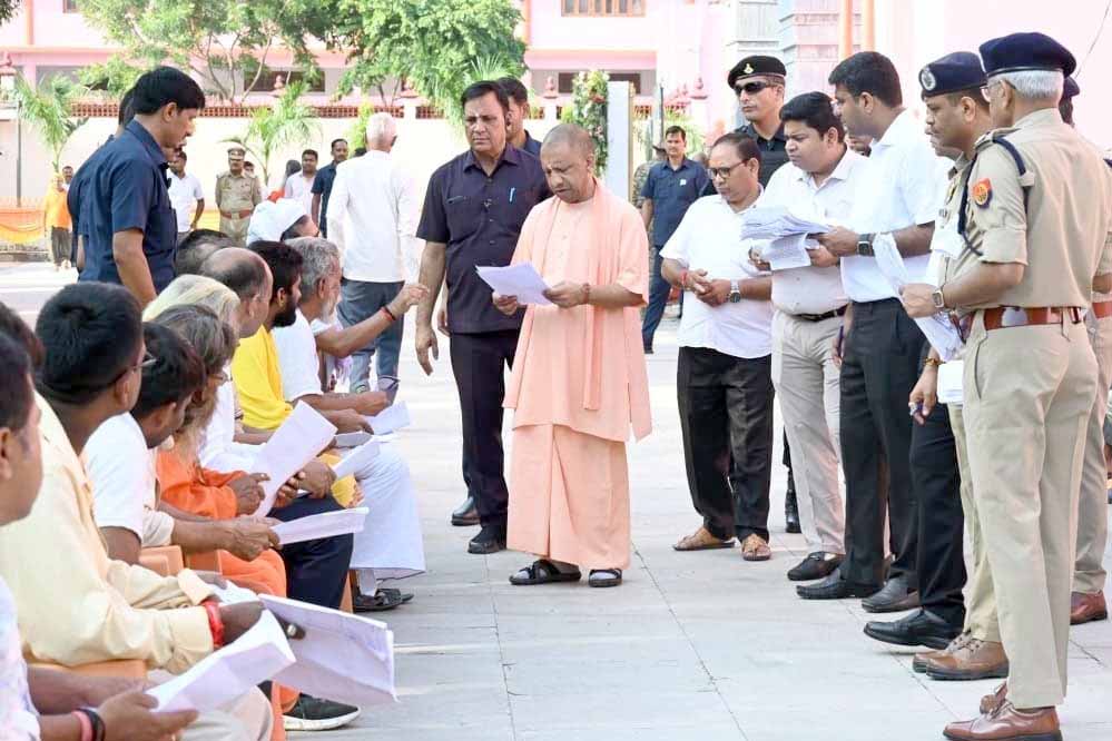 सबके जीवन में खुशहाली सरकार का संकल्प : मुख्यमंत्री सबके जीवन में खुशहाली सरकार का संकल्प : मुख्यमंत्री