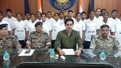राज्य में बड़ी कामयाबी: 21 नक्सली हुए सरेंडर, 13 पर था 25.5 लाख रुपए का इनाम