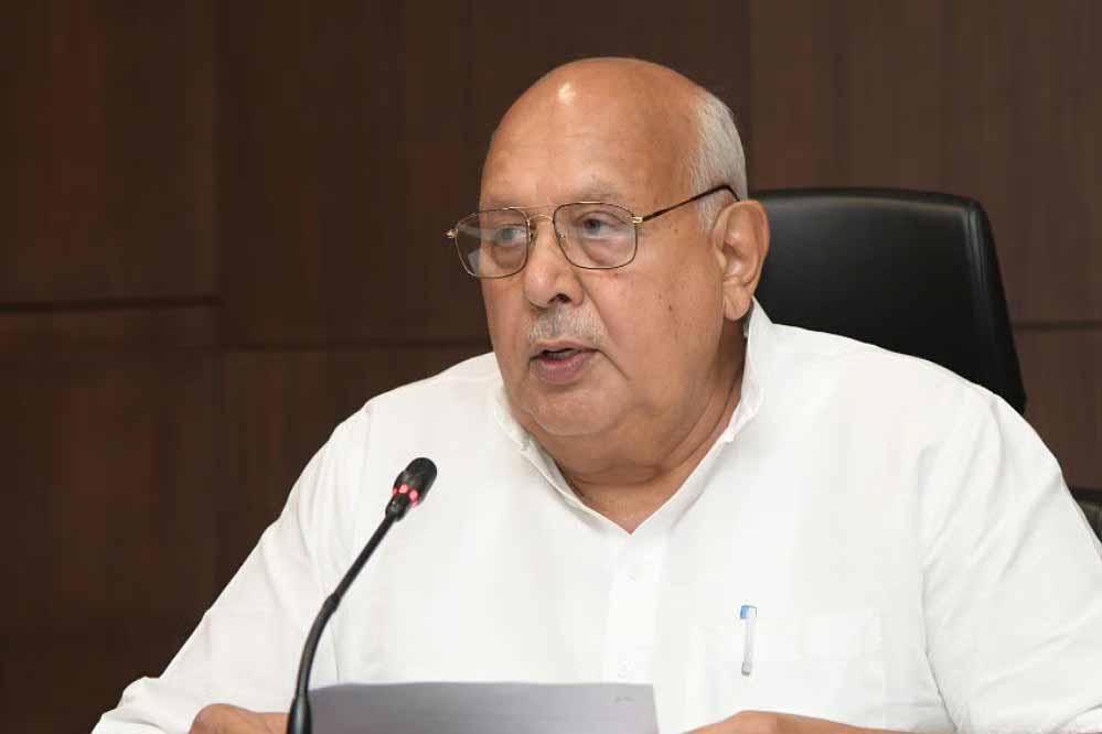 अखिलेश के समय आत्महत्या को मजबूर होते थे किसान, 86 लाख किसानों का योगी सरकार ने किया कर्जमाफ : कृषि मंत्री