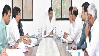 रायपुर : राजस्व कार्य होंगे और अधिक पारदर्शी व समयबद्ध: मंत्री टंक राम वर्मा रायपुर : राजस्व कार्य होंगे और अधिक पारदर्शी व समयबद्ध: मंत्री टंक राम वर्मा