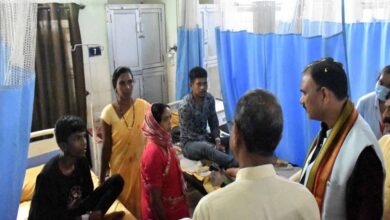 रायपुर : स्वास्थ्य मंत्री श्याम बिहारी जायसवाल ने जिला चिकित्सालय बालोद का निरीक्षण कर व्यवस्थाओं का लिया जायजा रायपुर : स्वास्थ्य मंत्री श्याम बिहारी जायसवाल ने जिला चिकित्सालय बालोद का निरीक्षण कर व्यवस्थाओं का लिया जायजा