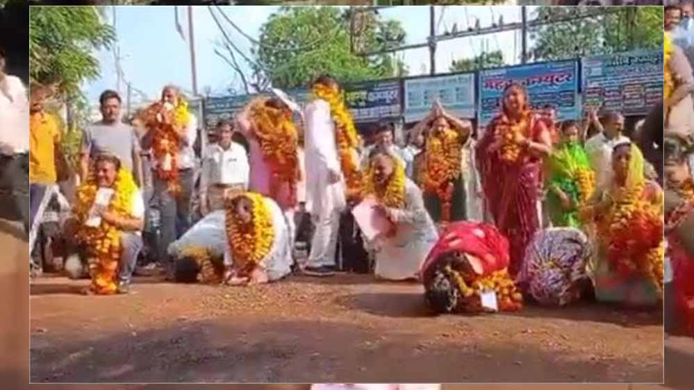 शिवपुरी में राजनीति का भूचाल: 18 पार्षदों ने एक साथ दिया इस्तीफा, मचा हड़कंप