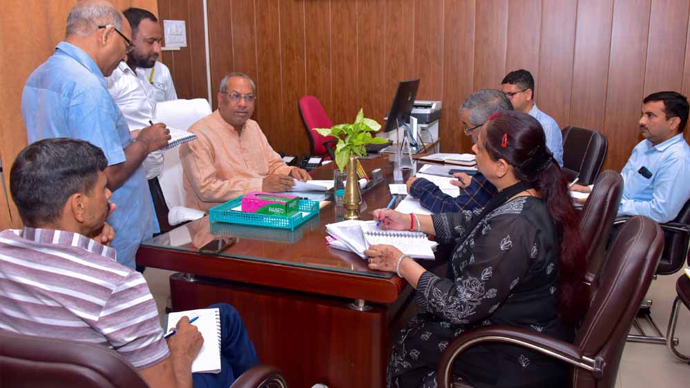 मत्स्य पालकों को किसान क्रेडिट कार्ड से आच्छादित करने हेतु  बैंकों से संपर्क कर आवश्यक कार्यवाही करायी जाए –  डॉ संजय कुमार निषाद